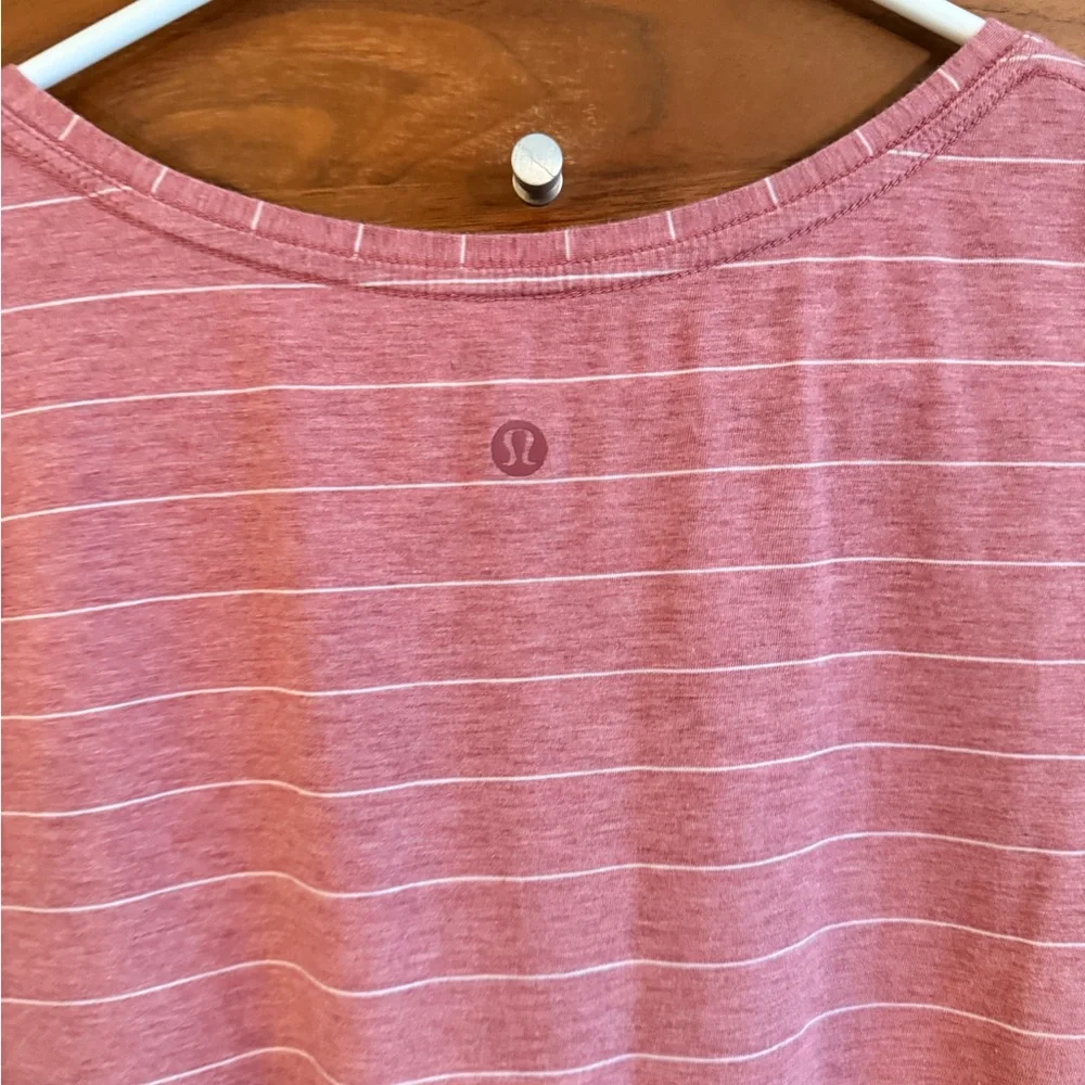 Lululemon Love Tee V Short Serve Stripe Heathered So Merlot White - Picture 6 of 7